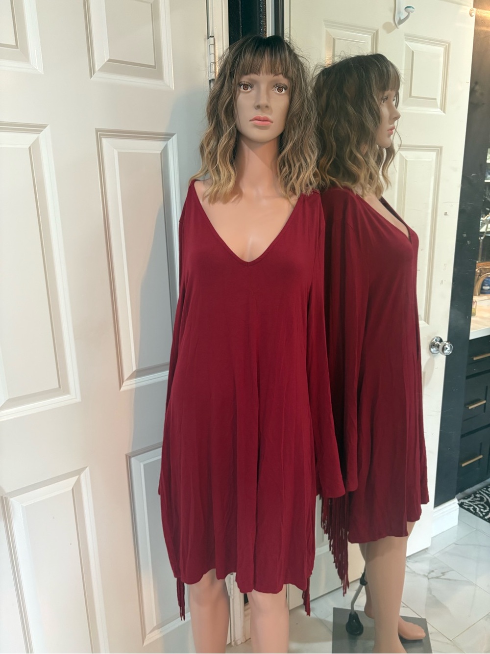 Sexy Idyllwind Burgundy red V-Neck Long Sleeve cowgirl fringe Dress